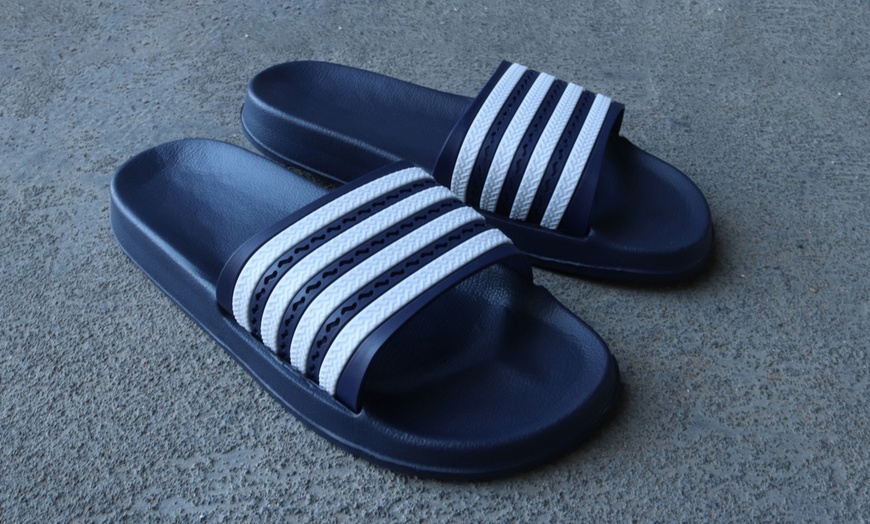 Image 4: Men's Pool Sliders