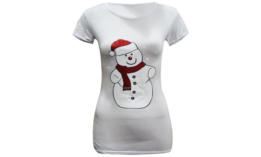 Image 8: Women's Christmas T-Shirt