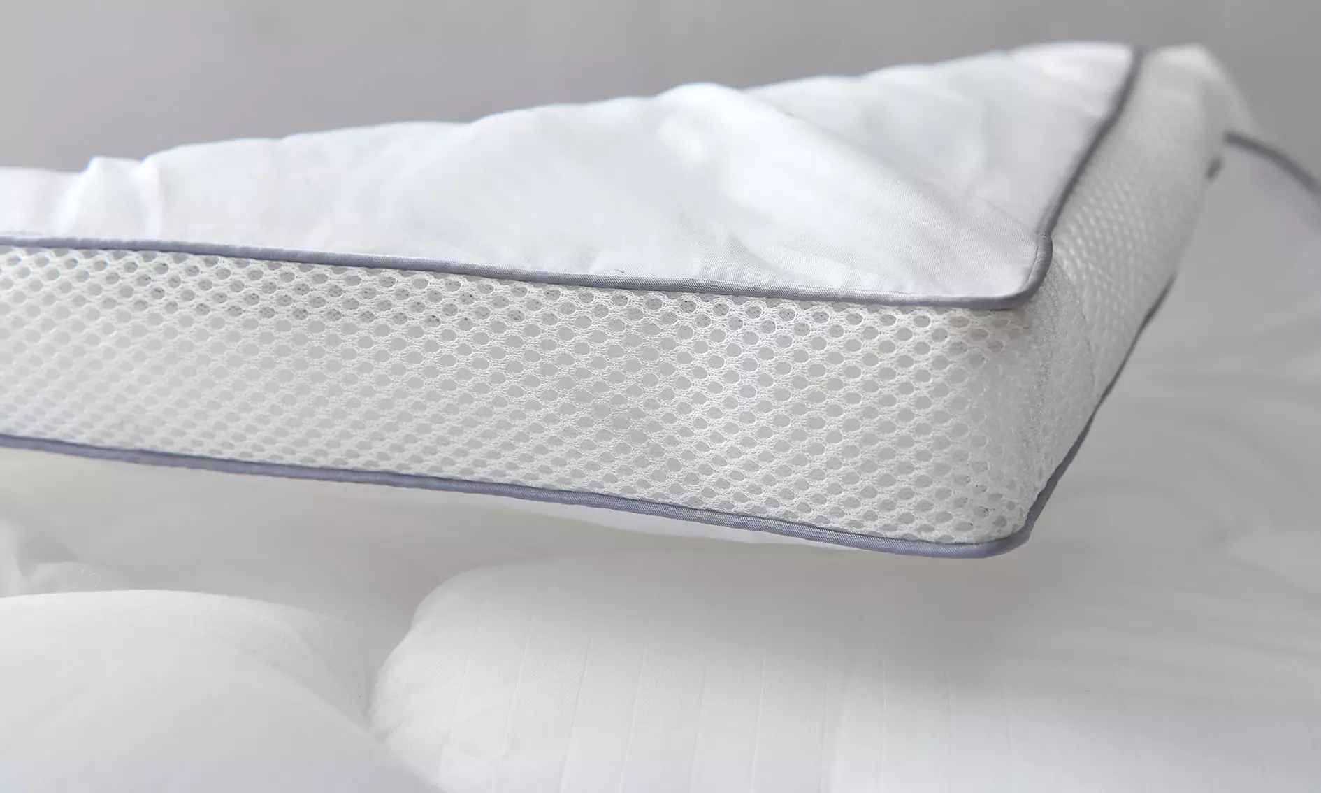 Couette Luxe 500gr/m2, bande 3D Spacer, respirante et maxi aération - Image 3