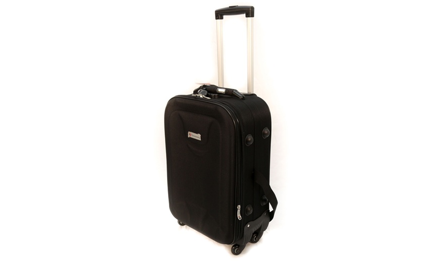 Image 102: Discovery Three-Piece Luggage