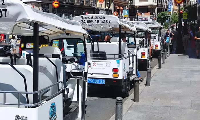 Tour de 30 o 60 minutos en Tuk Tuk para hasta 4 personas