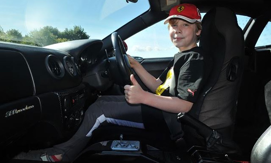 Image 9: Junior Ferrari Driving Experience