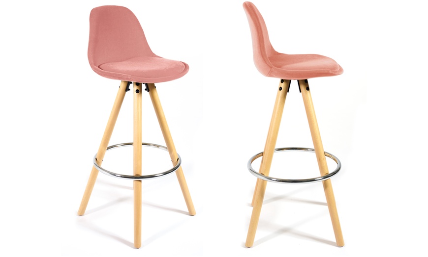 Image 22: Barcelona Retro-Style Bar Stool Two-Piece Set