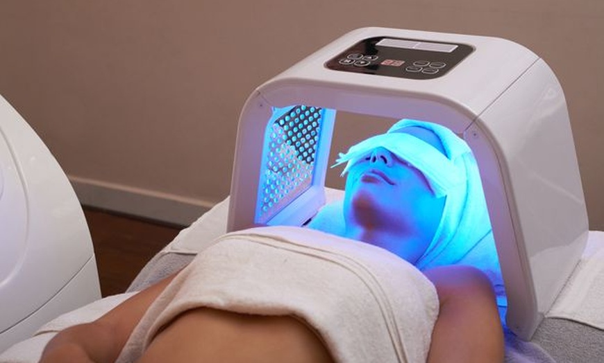 Image 1: Up to 45% Off on Therapy - Light at Royal Beauty Lounge