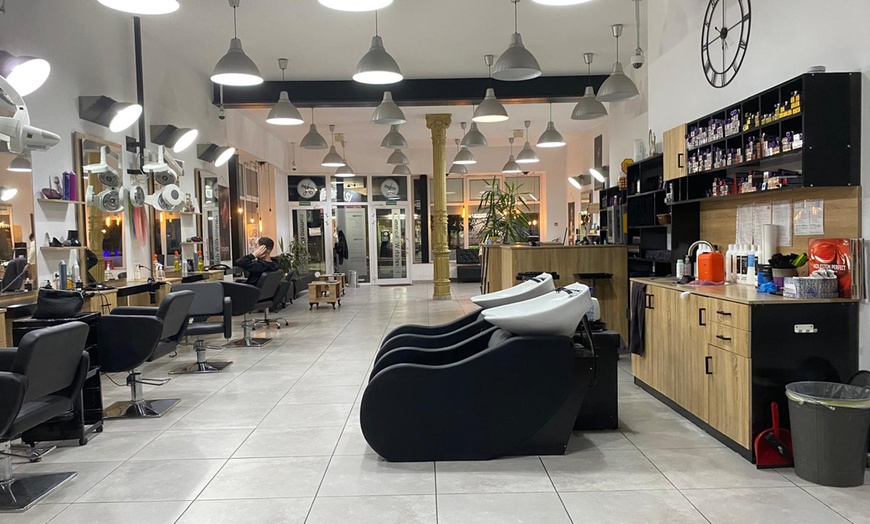 Image 6: Microneedling, Aqua Facial oder BB-Glow-Behandlung für 1 Person