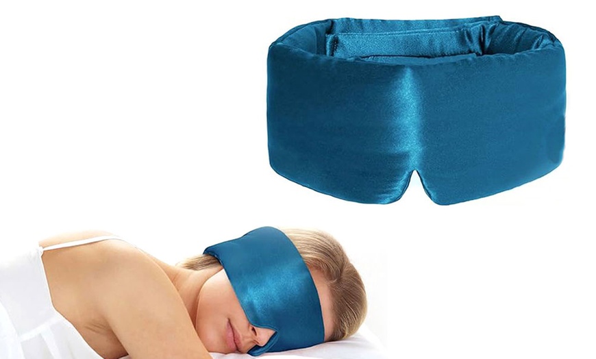 Image 2: Face-Hugging Padded Sleeping Eye Mask