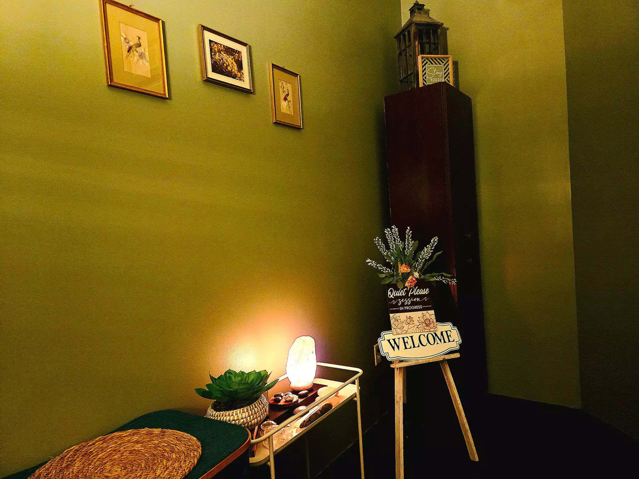 60-Min One, Three, or Five Choice-of-Massage (Swedish or Deep Tissue)