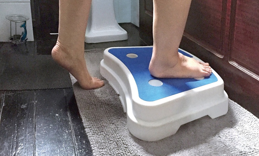 Image 1: Stackable Non-Slip Bath Step