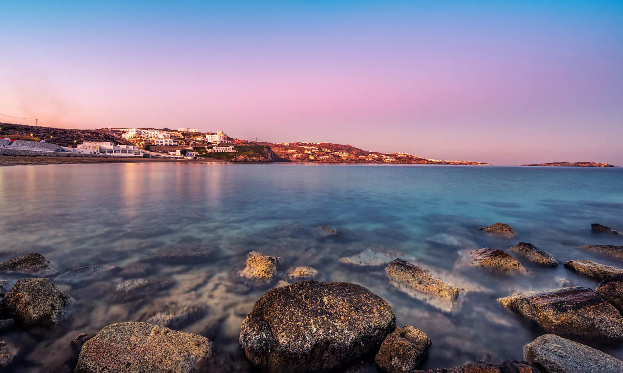 ✈ 8-Day Athens, Santorini & Mykonos Vacation with Air