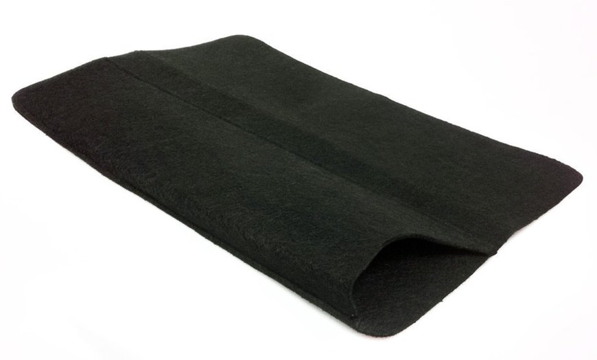 Image 3: Heatproof Mat for Hair Straightener