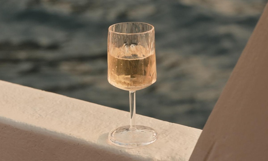 Image 7: Baño en las calas del parque Natural de les Illes Medes