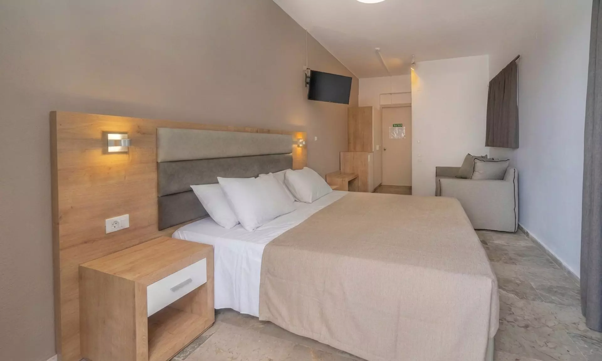 ✈ Cefalonia, Estate 2026: Volo diretto più 7 notti in hotel a rate