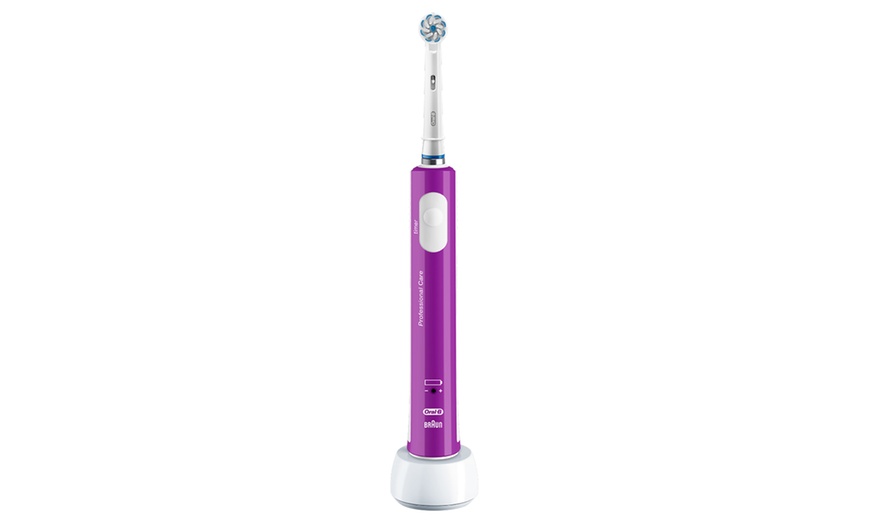 Image 5: Oral-B Junior Electric Toothbrush