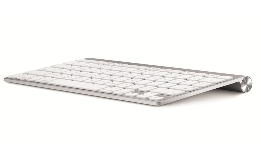 Image 5: Refurbished Apple Keyboard and Mouse