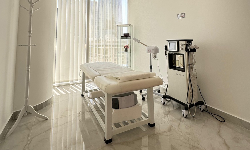 Image 2: HydraFacial, Mesotherapy, PRP, and more at Stella Medical Center