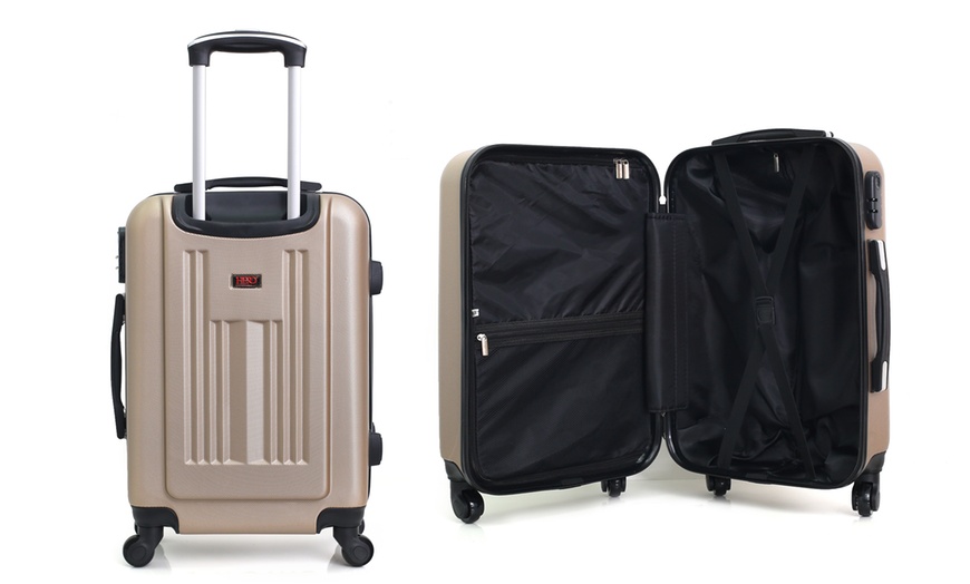 Image 13: Cabin Luggage