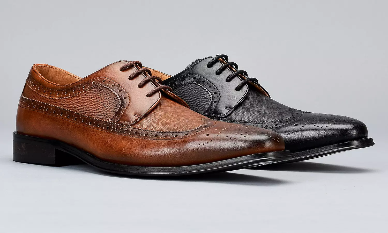 Vincent Cavallo Men's Long Wingtip Derby Shoes - Primary Image
