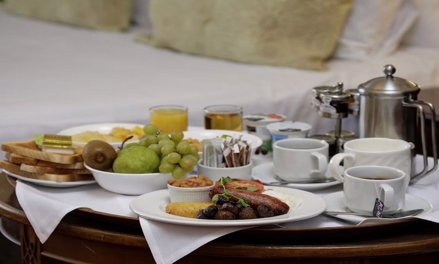 Image 4: Explore West Yorkshire: Stay for 2 with Breakfast, Steak Dinner