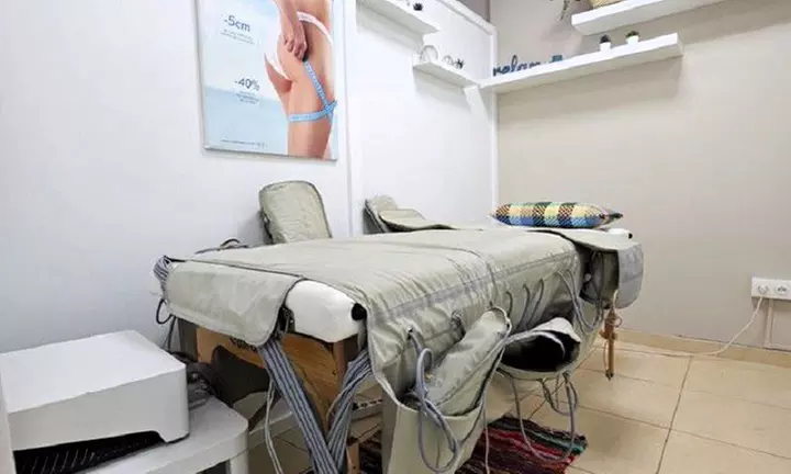 Hasta 72% de dto. en Reducción de grasa/celulitis - Sin marca en Sandra Gutierrez Estetica Avanzada y Bienestar