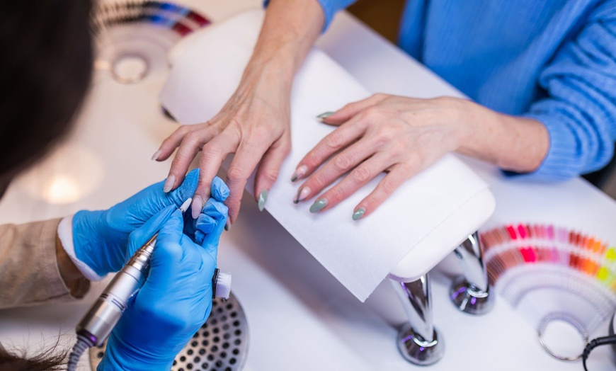 Image 1: Nutritional Proficiency Certification or Nail Technician Training