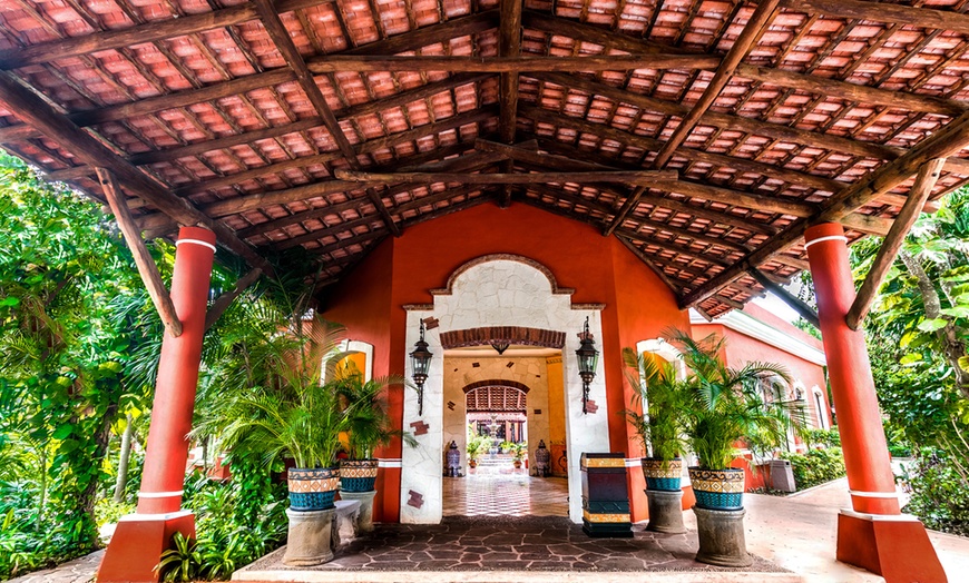 Image 9: ✈ All-Incls Occidental Cozumel w/ Air from Vacation Express