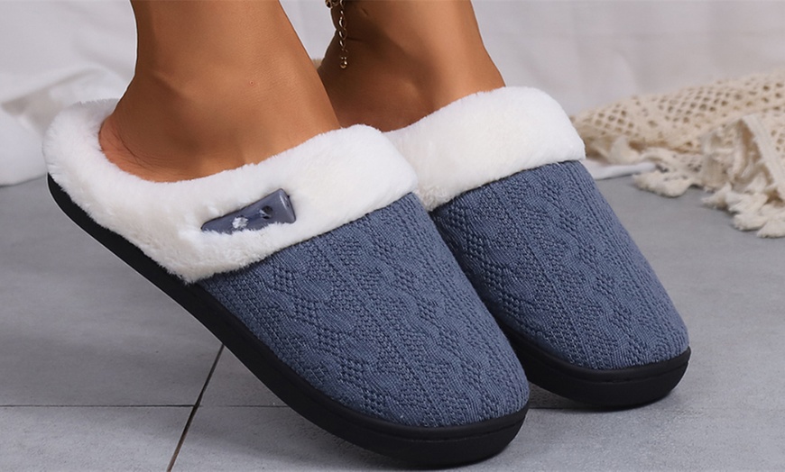 Image 9: Open Back Fuzzy Bedroom Slippers with Easy Slip-On Style