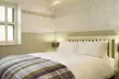 Bristol: Double or Twin Room for 2 with Breakfast, Bottle of Prosecco, & Chocolate Box at 4* Brooks Guesthouse Bristol - Image 5