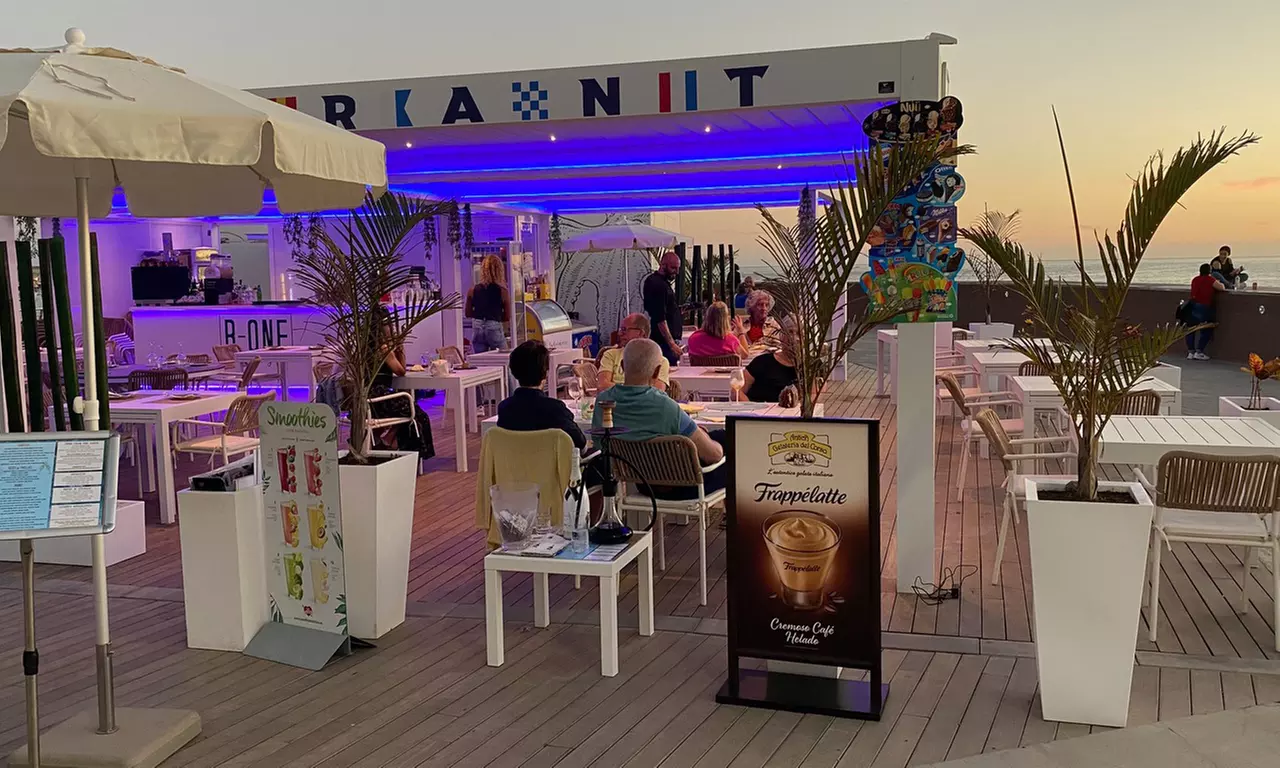 Menú mediterráneo para disfrutar frente al mar en B-One Costa Alegre