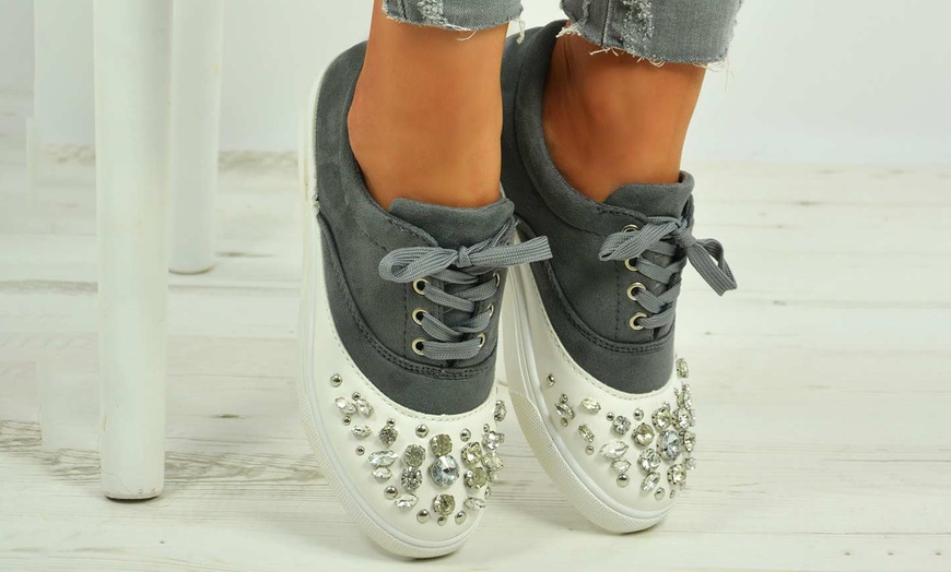 Image 7: Women's Lace-Up Trainers