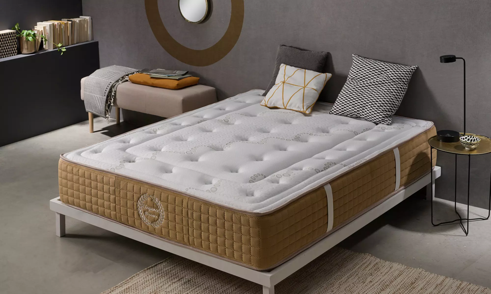 13-Zonen-Premium-Kaltschaummatratze mit Klimafaser sowie atmungsaktivem BioSense-Schaum in der Größe nach Wahl - Primary Image