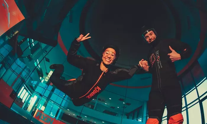 Simulateur de chute libre avec photos, vidéo souvenir et 1 boisson au choix avec Fly Indoor Skydive - Primary Image