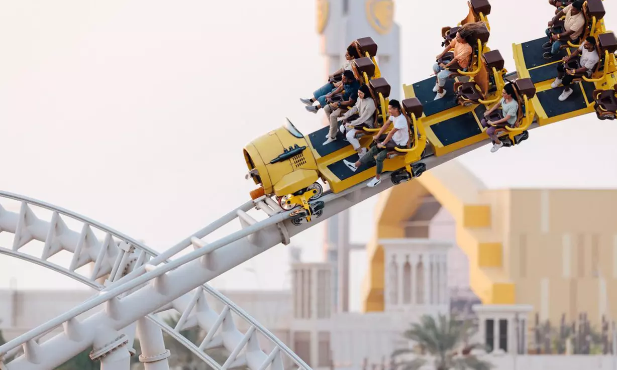 One or Two Park Pass with AbuDhabi Tour at Royal Smart Tourism!