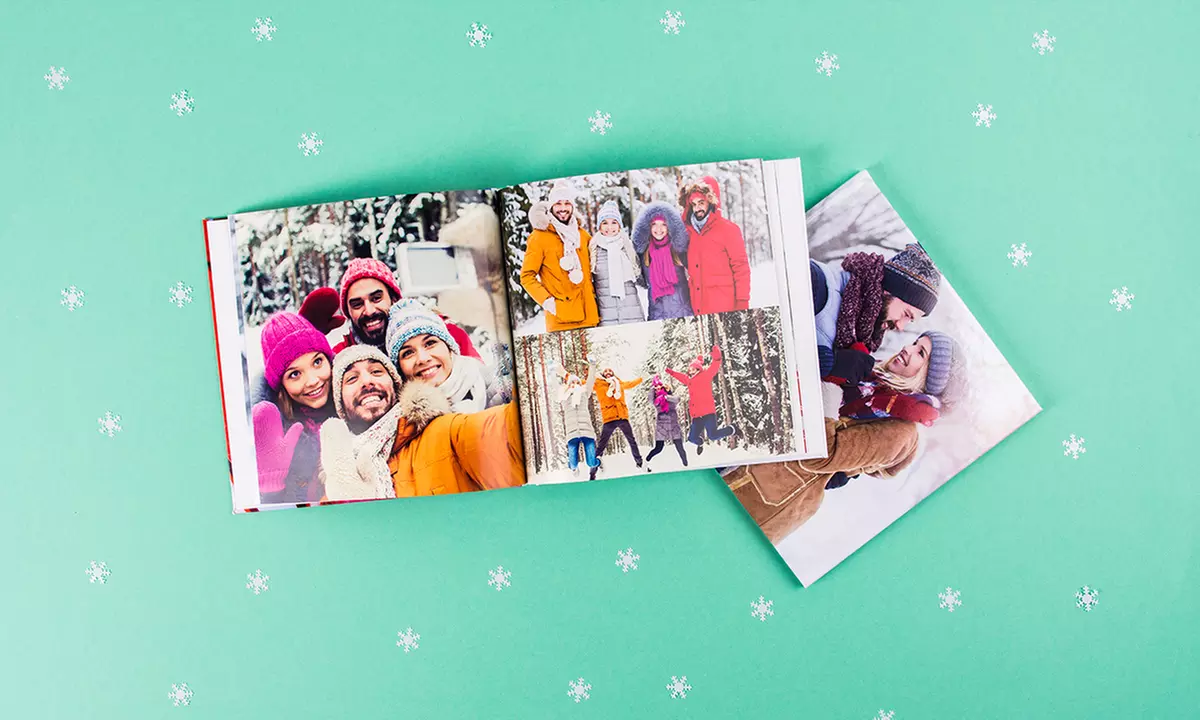 1 livre 20x20cm avec 28, 40, 60 80 ou 120 pages sur le site Colorland dès 7,99 € (jusqu'à 76% de réduction) - Second Medium