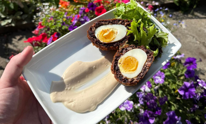 Image 2: £30 or £50 to Spend on Pub Food