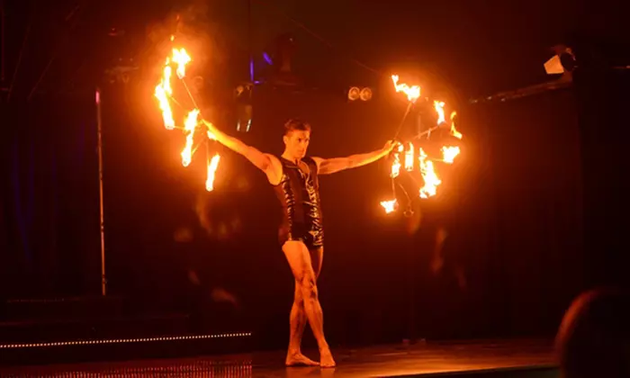 Dîner-spectacle, formule hors boissons, pour 2 ou 4 personnes dès 59,99 € au Cabaret Monopolis - Image 4