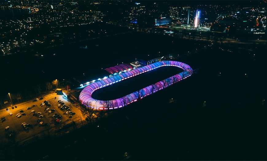 Image 2: Entree Schaatsbaan Rotterdam