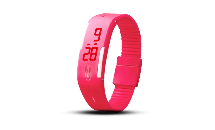 Image 5: Kids' Digital Sports Watch