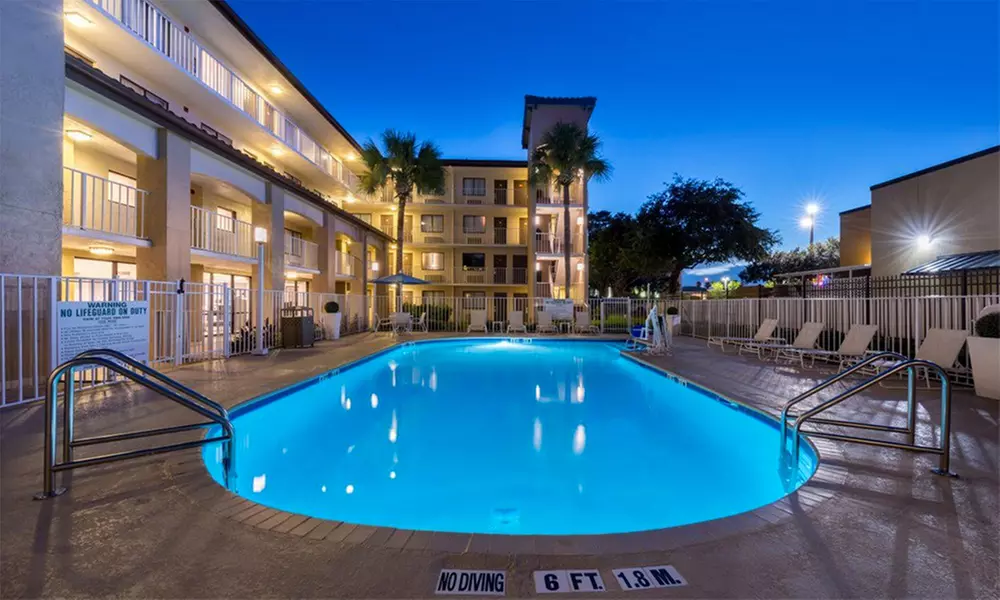 Stay at Best Western International Drive Orlando Hotel, FL. Dates into December. - Primary Image