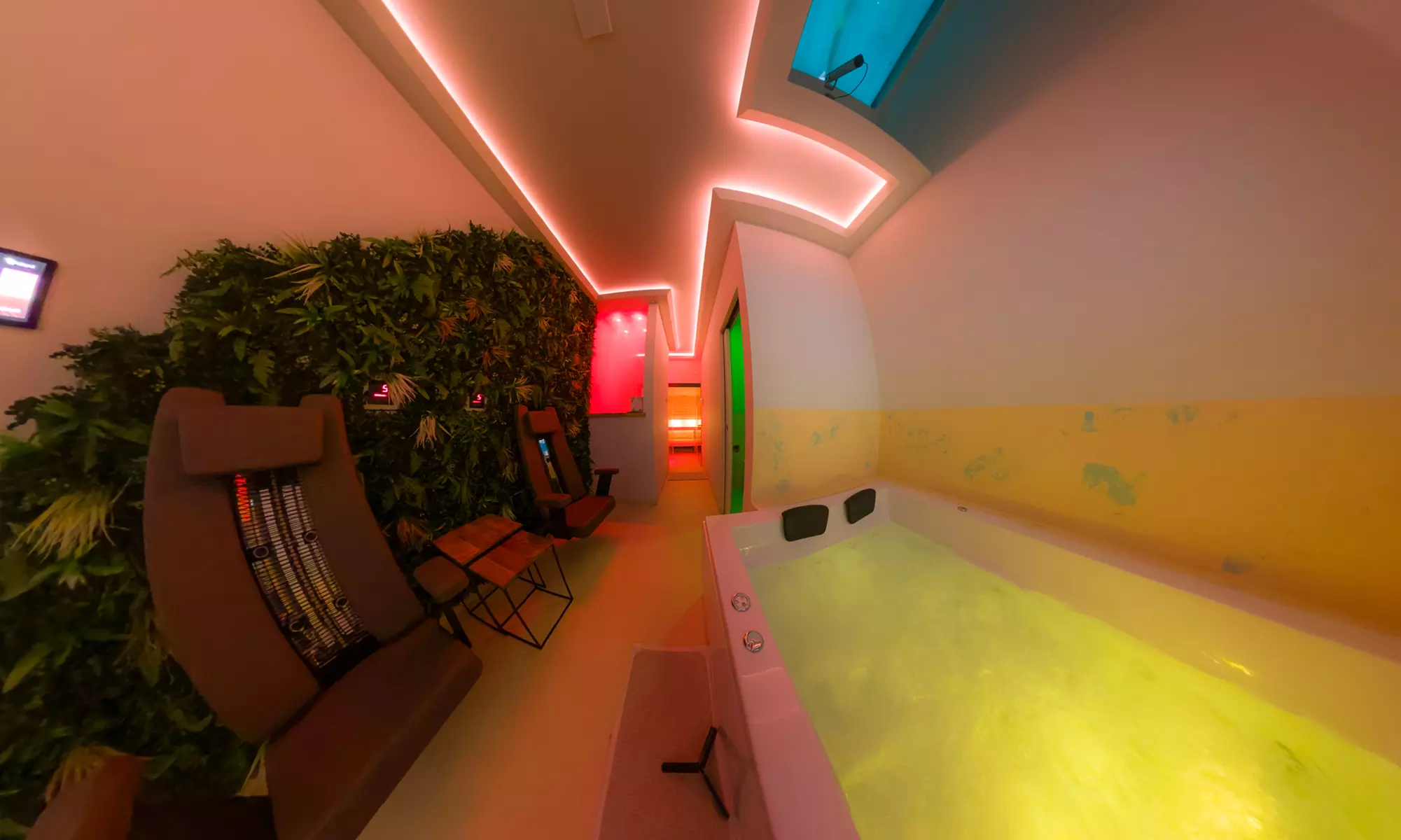 2 Std. Privat-Spa für 2 Personen zwischen 10 und 14 Uhr oder ab 15 Uhr unter der Woche genießen (bis 30% sparen) - Second Medium