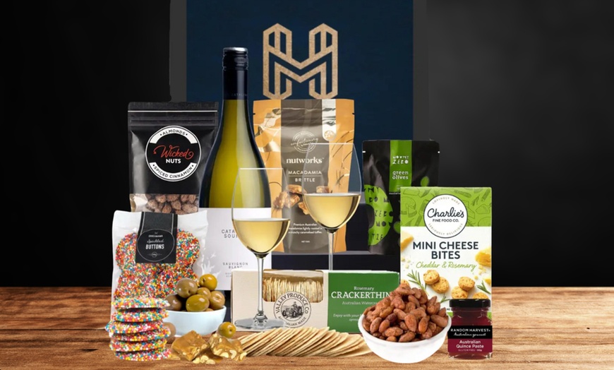 Image 2: Whisky, Snacks & Grooming Kit for Him in a Premium Gift Hamper