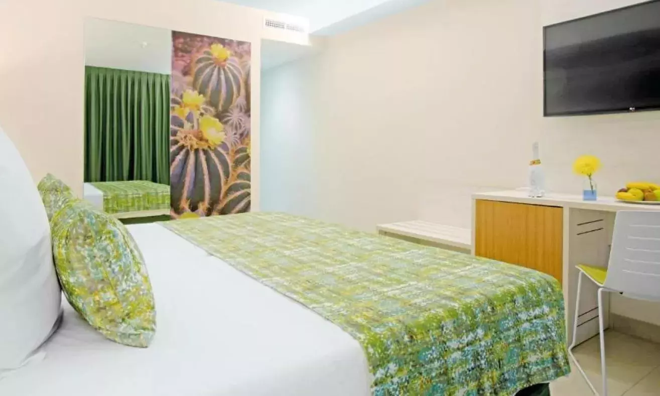 Circuito de spa para 2 personas con masaje, comida o daypass a elegir