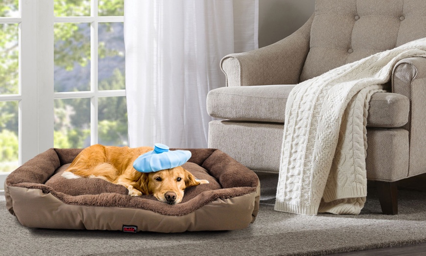 Image 26: Fleece Warm Pet Bed