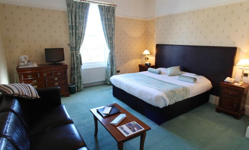 Image 4: 4* Bannatyne Hotel in Darlington, Hastings or Somerset