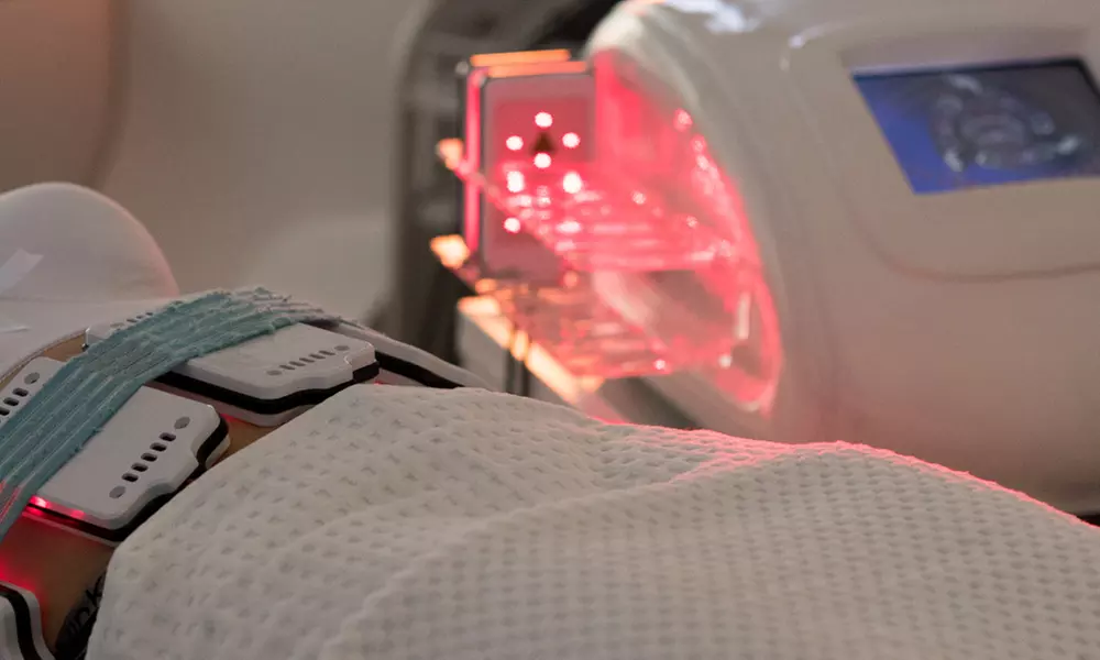 Four Lipo Laser Sessions and Vibration Therapy for Stomach