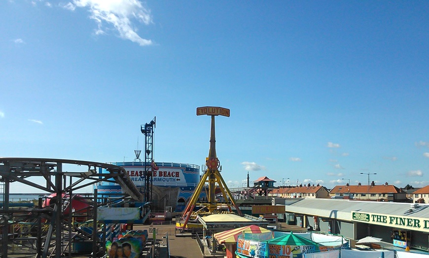 Image 2: Pleasure Beach Day Out