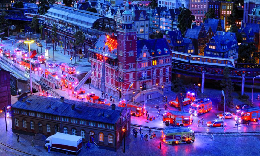 Image 6: Hafenrundfahrt und Miniatur Wunderland