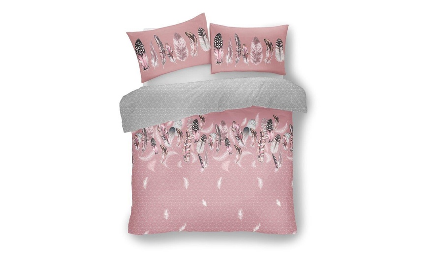 Image 6: Feathers Printed Polycotton Duvet and Pillowcase Set