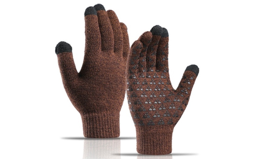 Image 4: Warm Knit Touchscreen Gloves