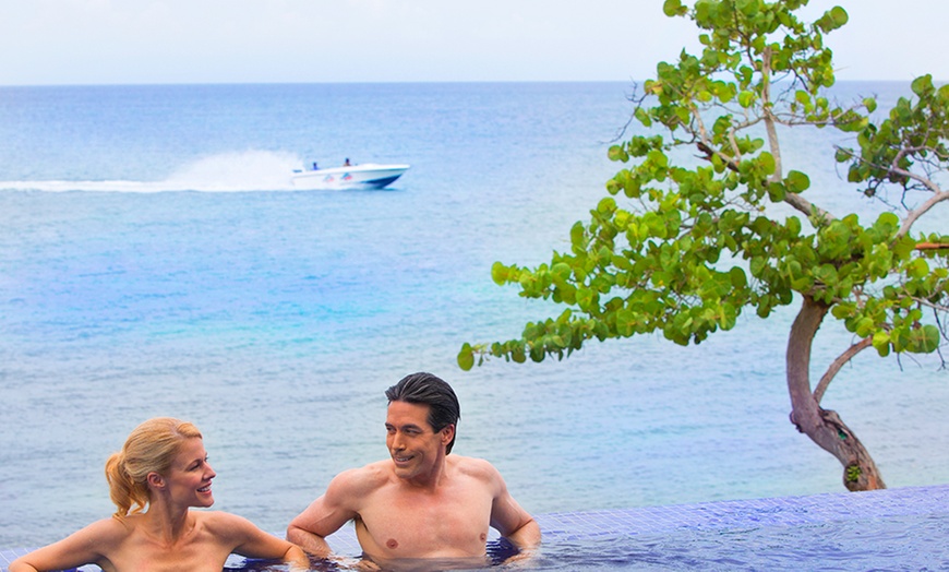 Image 6: ✈ All-Incls. Grand Lido Negril Resort with Air from JetSet Vacations