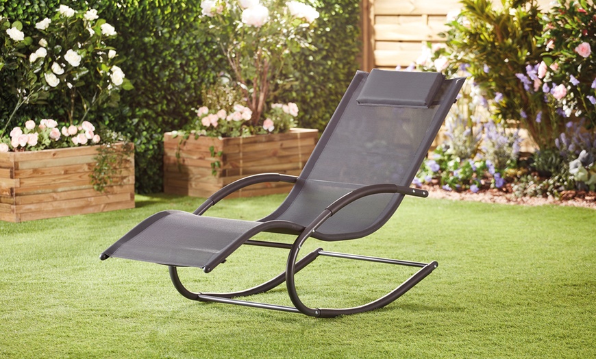 Image 5: Zero Gravity Lounger